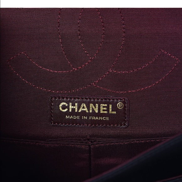 CHANEL Black Quilted Shoulder Bag with Gold Hardware - Picture 12 of 16